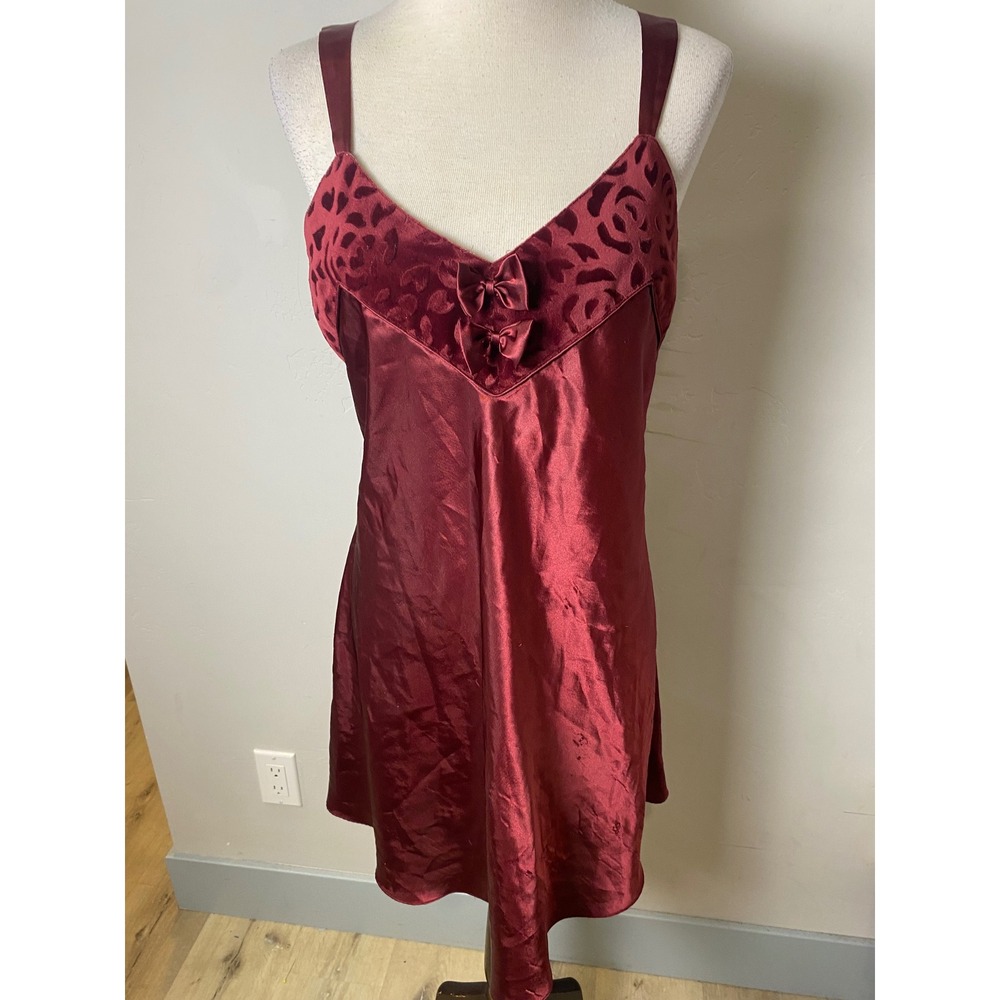 Vintage 90s Go Softly Burgundy Satin Velvet Burnout Floral Nightgown Chemise M